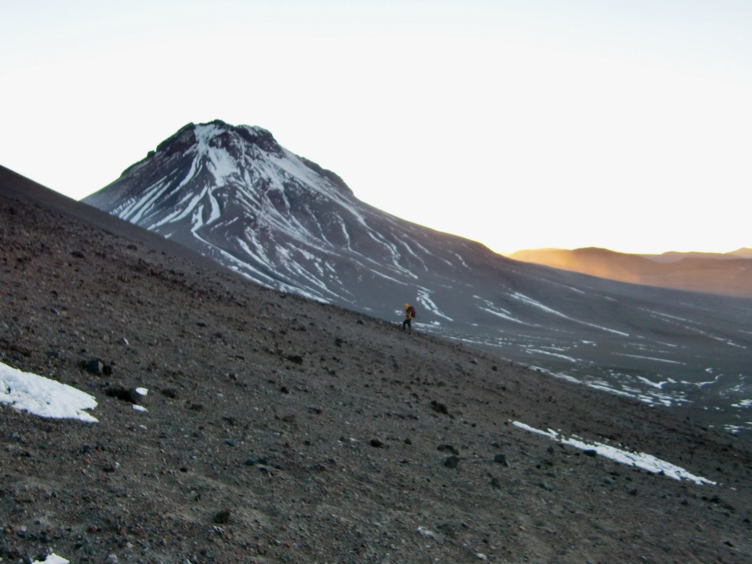 The way up to Lascar - Volcano Aguas Caliente on the right side